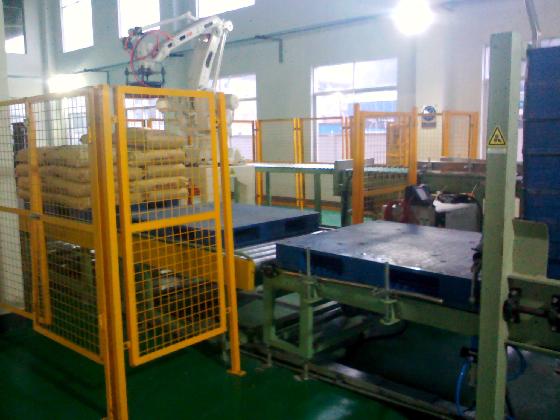 自動(dòng)托盤(pán)庫