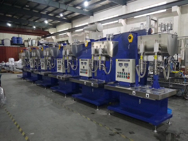 半自動(dòng)液體定量灌裝機